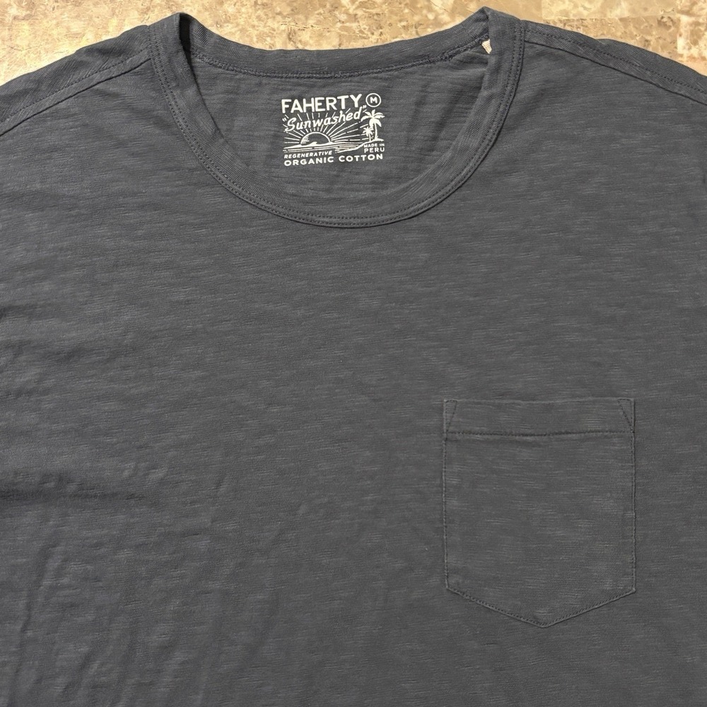 Faherty Shirt Mens Medium Blue Grey Regenerative Cotton Short Sleeve Tee